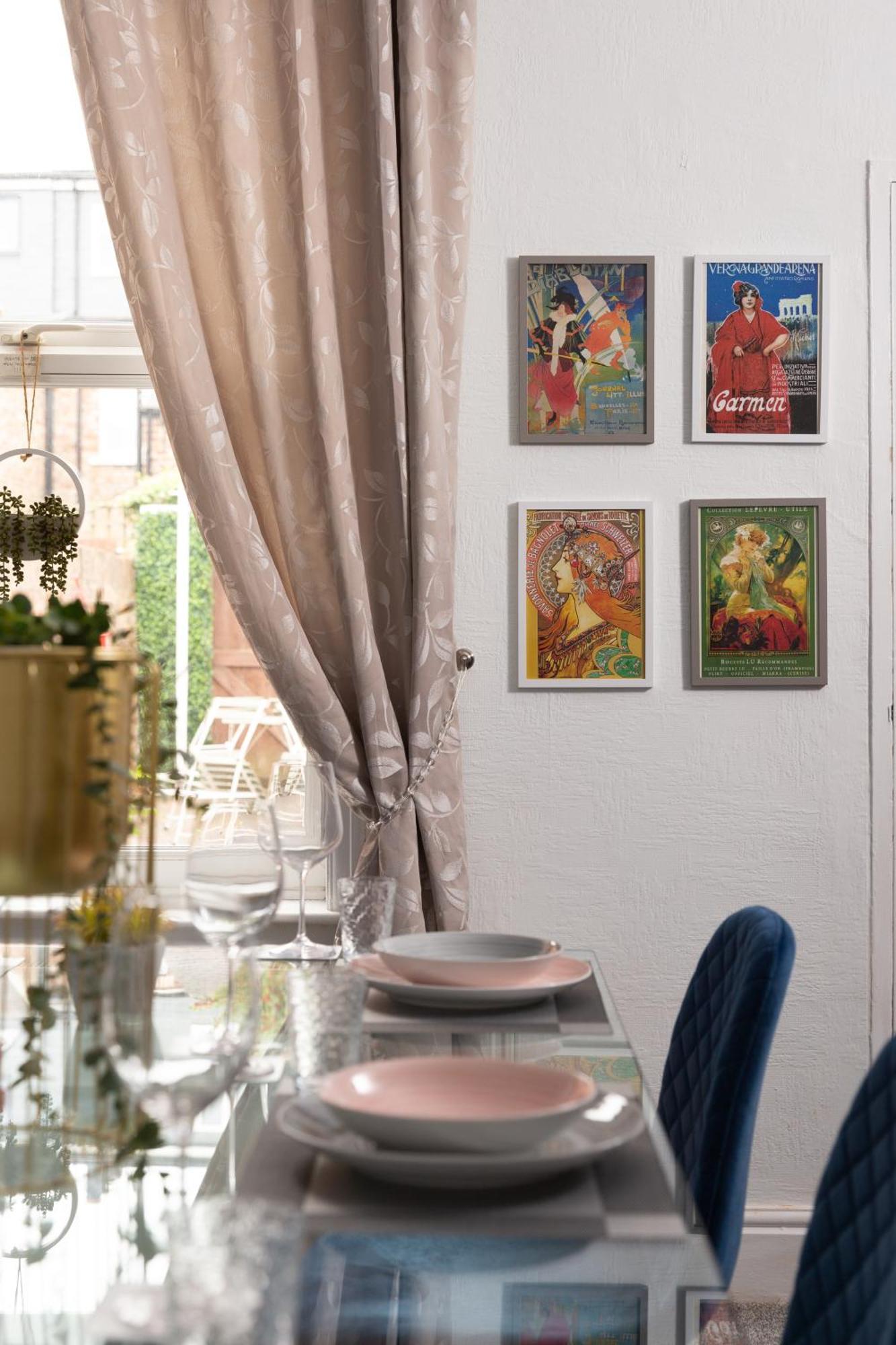 Lovely City Town House With Free Parking Sleeps 2 To 6 Guests York Bagian luar foto